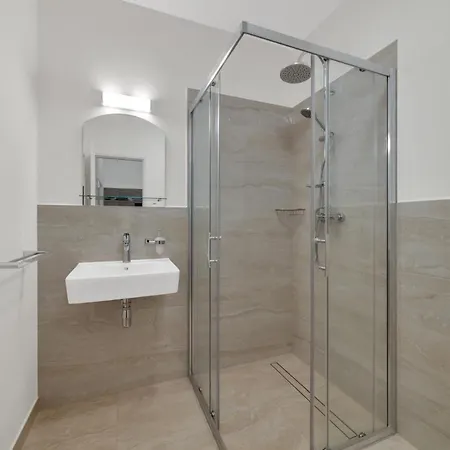 Готель Rezidence Gloria 3*