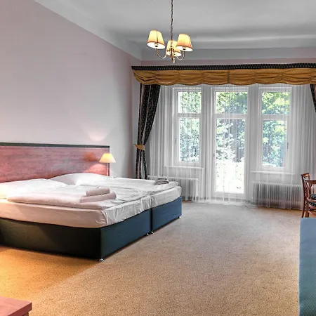 Rezidence Gloria Готель Маріанські Лазні