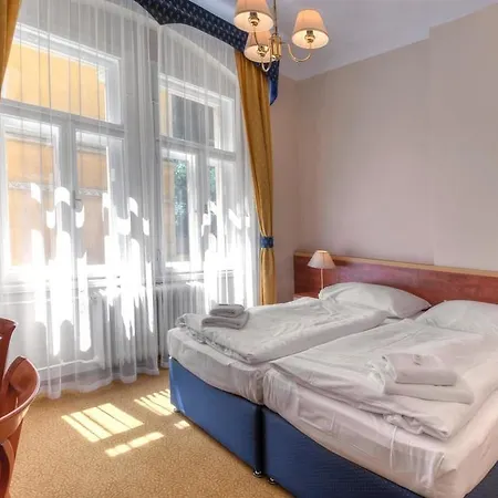 Rezidence Gloria Готель Маріанські Лазні